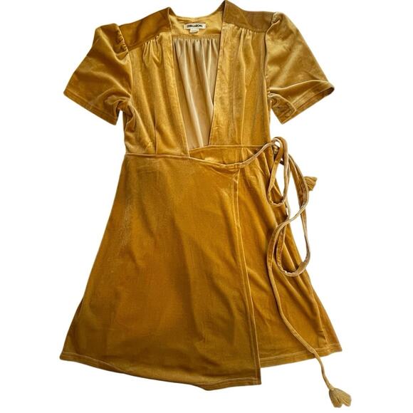Billabong Gold Velvet Classic Wrap Flutter Sleeve Boho Romantic Mini Dress Small - Picture 1 of 12